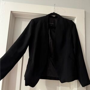 Chic Black Blazer